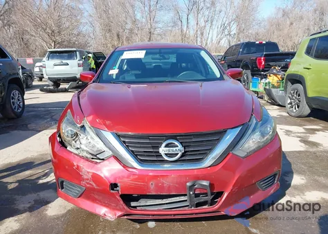 2016 Nissan Altima 2.5 S z USA, uszkodzony, nr VIN 1N4AL3AP9GC117843